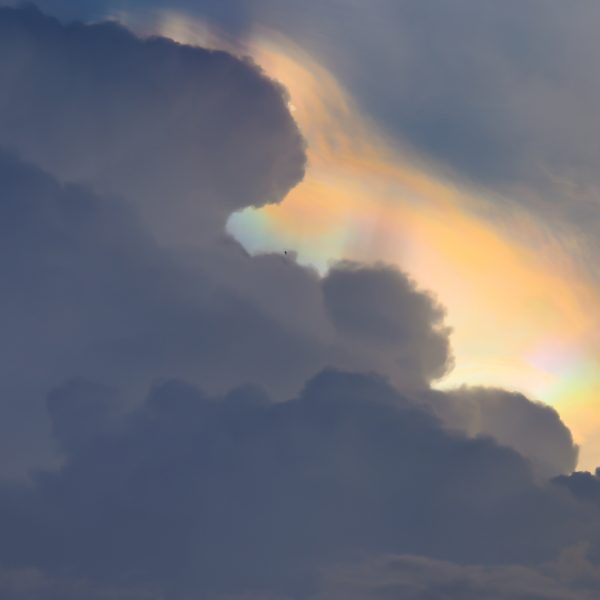 Irisation or rainbow cloud